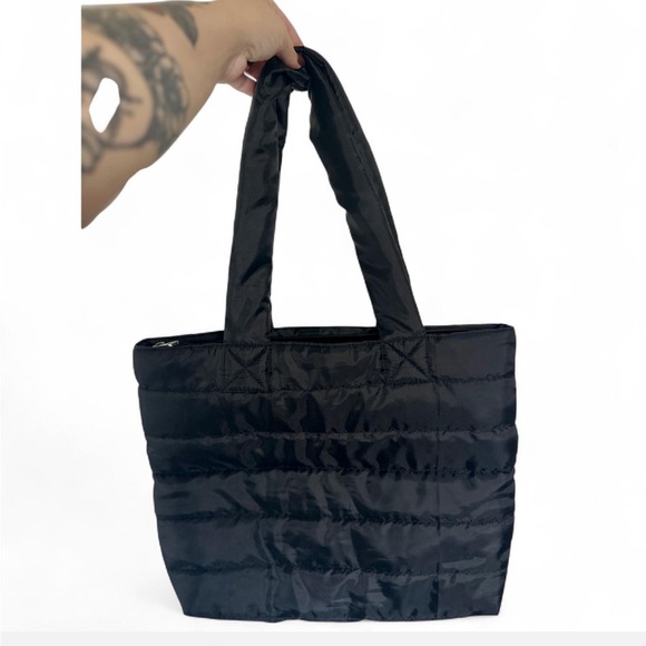 Black Quilted Tote Bag - Picture 1 of 4